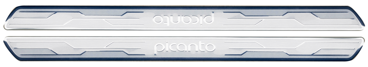 Batticalcagno in alluminio satinato e logo lucido con vernice protettiva trasparente.