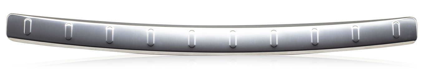 Protezione baule in acciaio inox con finitura satinata.